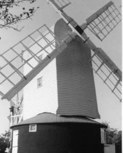 Post mill, Holton St Peter