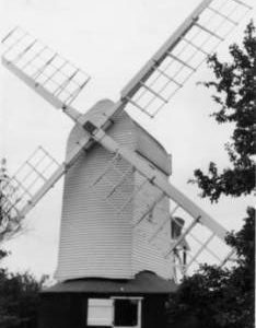 Post mill, Holton St Peter
