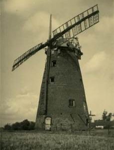 Lowe's Mill, Thaxted, derelict