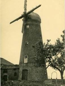 Pearson's Mill, Barrow upon Humber, with cross but no sails