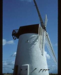 Melin Llynon, Llanddeusant, Tref Alaw, preserved with sails