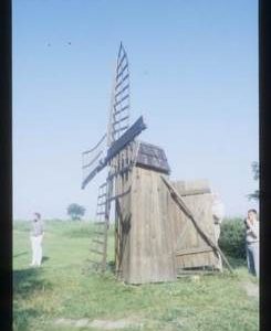 Hungarian post mill