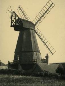 Meeten's Mill, West Chiltington, in working order