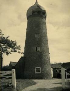 Kitching's Mill, Friskney, with no sails