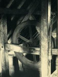 Sack-hoist wheel