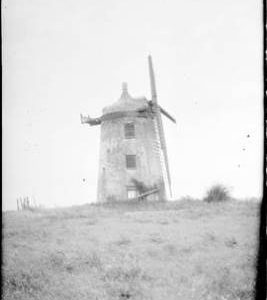 Milton Common Mill, Great Haseley, derelict