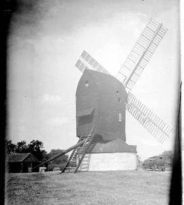Outwood Post Mill, Outwood