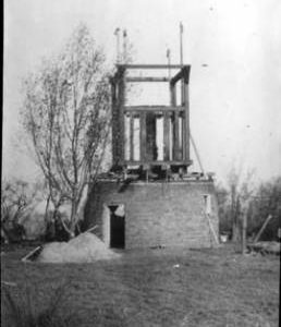 Post mill, Madingley, derelict