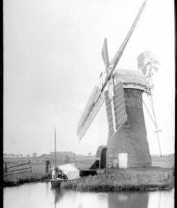Ludham Bridge (south) tower mill, Ludham Bridge