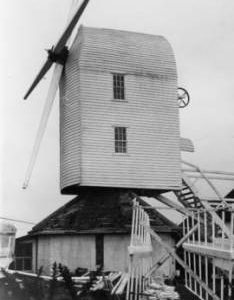 New stocks fitted, Thorpeness Mill, Aldringham cum Thorpe