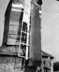 Miller setting a common sail, post mill, Drinkstone