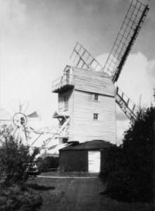Post mill, Holton St Peter, plus fantail