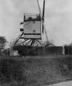 Post mill, Horham, with stocks remaining and roof stripped