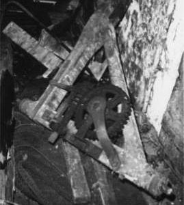 Millstone crane, Durngate Mill, Winchester