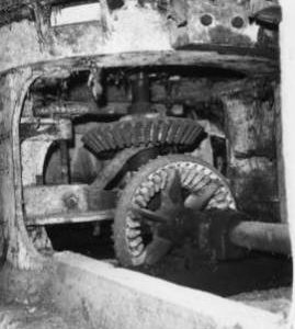Drive gearing from turbine to stone, Durngate Mill, Winchester