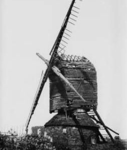 North Muskham Post Mill, North Muskham, derelict