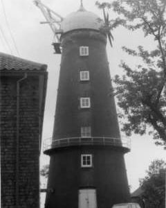 Hoyle's 5 Sailed Mill Exterior 4