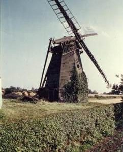 North Mill, Freckenham, with sails but no cap