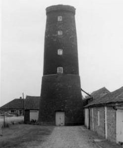 Mareham le Fen Windmill Exterior