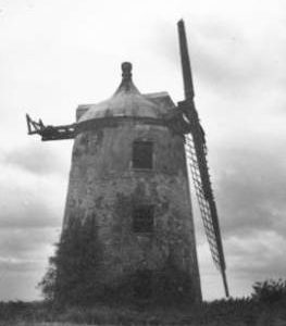 Milton Common Mill, Great Haseley, derelict