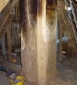 Main post, New Mill, Cross in Hand