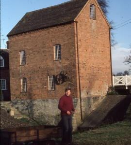 Grafton Mill, Grafton Flyford - mill seen from south, with Barney Craven (then part-owner of the mill)